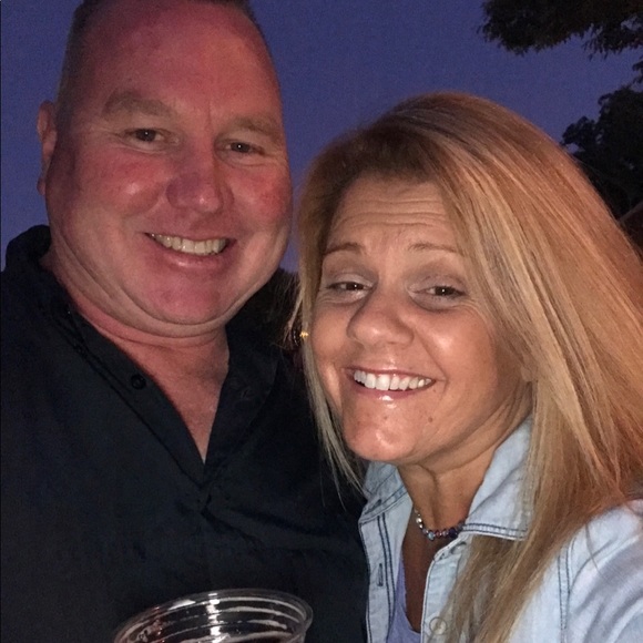 Meet your Posher, Teri - Picture 1 of 1